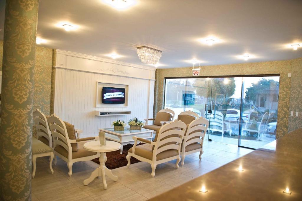 Hotel Oma Zita Forquilhinha Екстериор снимка