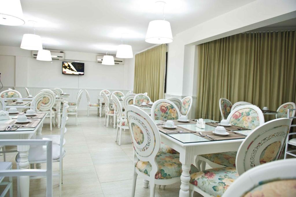 Hotel Oma Zita Forquilhinha Екстериор снимка