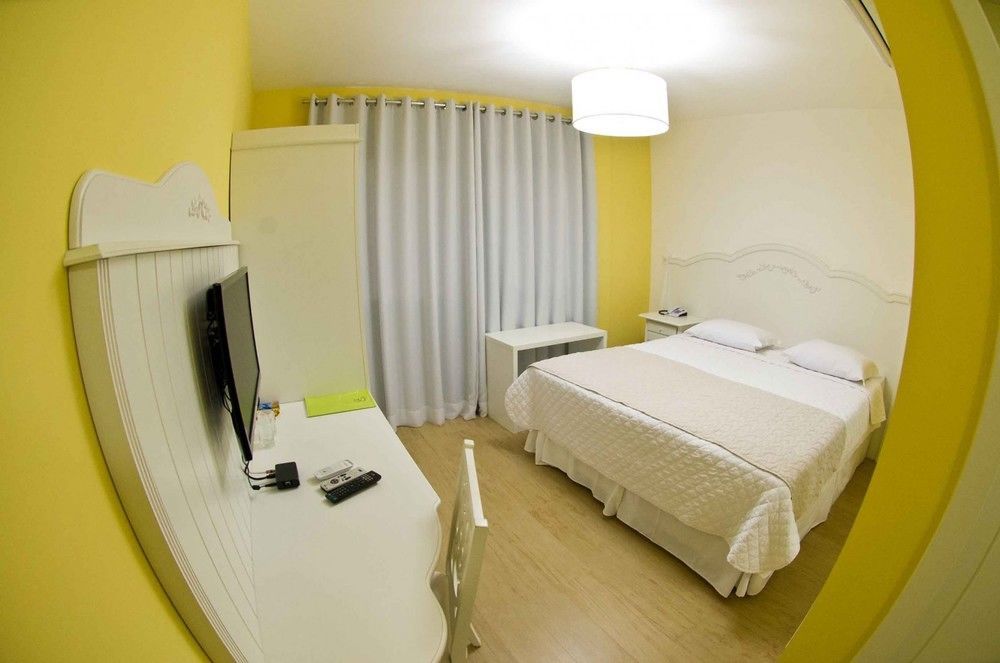 Hotel Oma Zita Forquilhinha Екстериор снимка