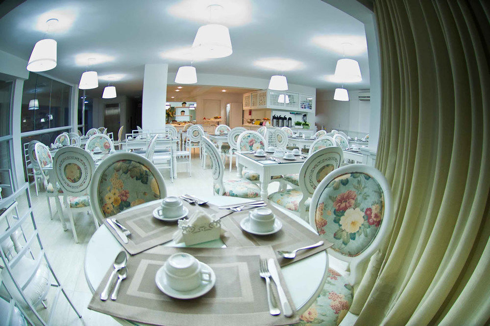 Hotel Oma Zita Forquilhinha Екстериор снимка